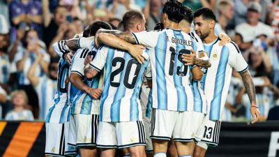 Se confirmó el árbitro para el debut de Argentina: un recuerdo imborrable