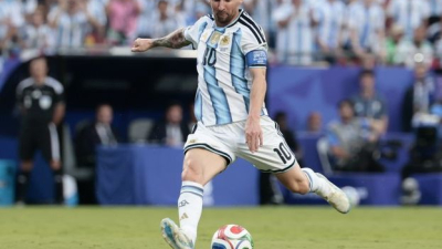 Con el triplete a Argelia, Messi es el máximo goleador histórico de la Copa del Mundo