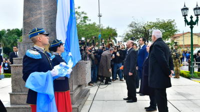 Más de 1100 alumnos de cuarto grado prometerán lealtad a la Bandera Nacional