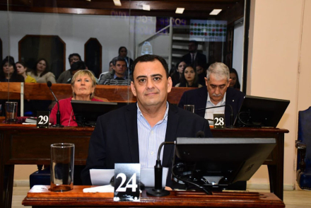 Samaniego-Agustín_diputado