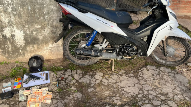 Vecinos justicieros: golpearon a un motochorro que asaltó a un hombre