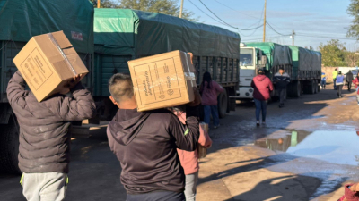 El gobierno lleva agua, alimentos y servicios a comunidades del Impenetrable