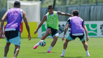 La Selección Argentina arribó a Miami y Scaloni recuperó jugadores