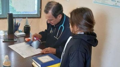 El Hospital de Misión Laishí realizó controles de salud a niños y jóvenes bailarines