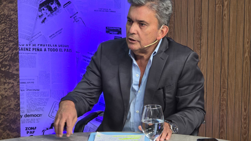 "Quiero ser gobernador, pero no voy a dividir al radicalismo"