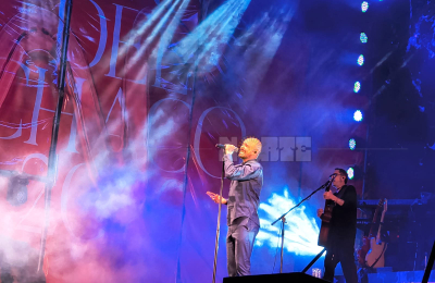 Abel Pintos brilló en el cierre de la Bienal ante una marea humana