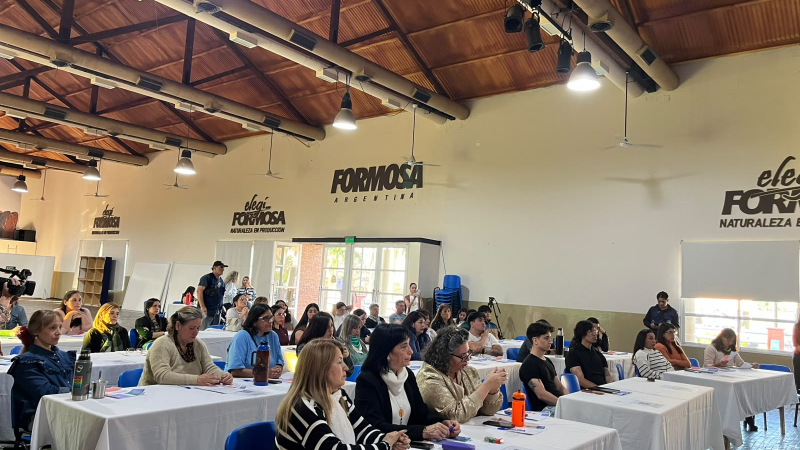 Emprendedores se capacitaron para "vender más sin desorganizarse"
