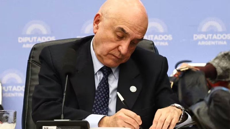 En medio de la interna por los recortes, renunció el secretario de Discapacidad