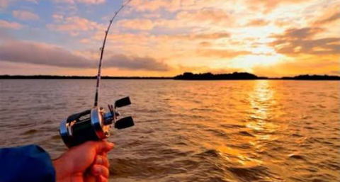 El tramo entre la confluencia de los ríos Paraná y Paraguay y Los Cables vuelve a habilitarse para la pesca