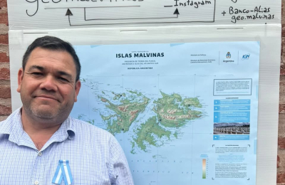 Un profesor chaqueño quiere pisar Malvinas para contar lo que los libros no cuentan