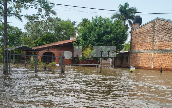 Desde cabaña Don Julián hasta Punta Iglesias, la crecida del Paraná dejó barrios completos bajo el agua
