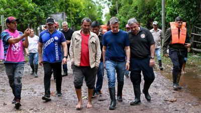 "Seguimos asistiendo a las familias afectadas y evacuadas", remarcó Zdero