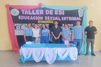 Charla sobre salud sexual y prevención para estudiantes secundarios