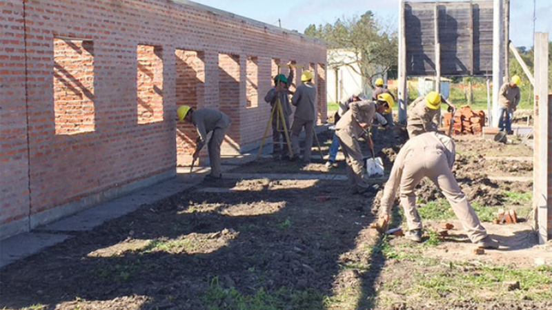 Quedan en el Chaco 4.509 obreros registrados de la construcción