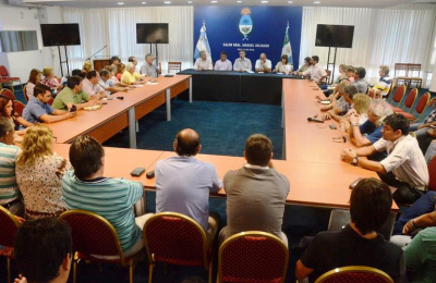 El encuentro entre gremios docentes y el  gobierno previsto para hoy está en dudas