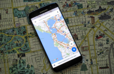 Google Maps ahora incluye datos sobre tráfico y transporte público en tiempo real