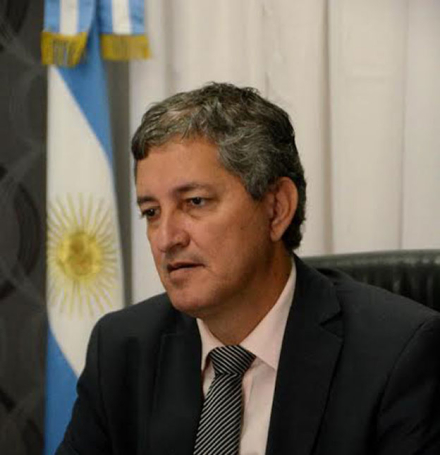 farias.jpg