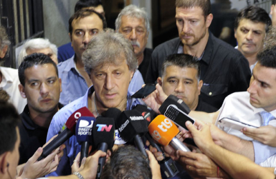 Después del papelón, las desprolijidades y los intereses, el fútbol espera destrabar conflicto