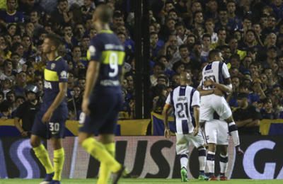 Talleres desnudó los errores del líder Boca y dio el golpe en la Bombonera