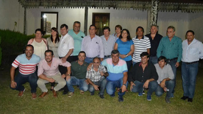 Intendentes no quieren bancas y confían en Peppo para la selección de candidatos