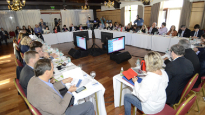 “Todos los puntos del Plan Maestro necesitan de financiamiento”, planteó Farías en el Consejo Federal de Educación