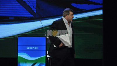 Peche sorprendió a todos y se fue del debate en vivo