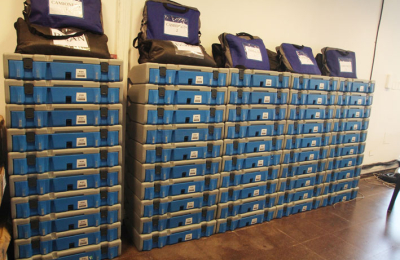 Hoy se entregan las últimas urnas y las máquinas de voto electrónico
