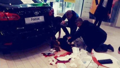 Un hombre atacó con un cuchillo a decenas de personas en un centro comercial de Polonia