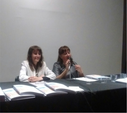 Cinthia Vega-diccionario.jpg