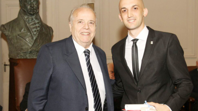 La Academia Nacional de Ingeniería distinguió a un graduado de la UNNE