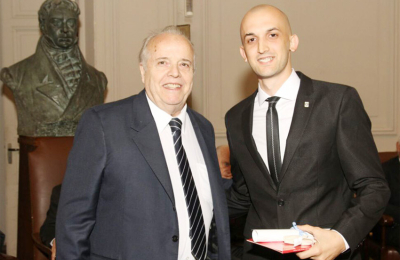 La Academia Nacional de Ingeniería distinguió a un graduado de la UNNE
