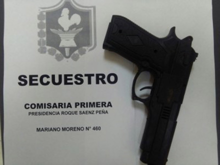 PISTOLA.jpg
