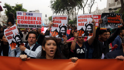 Perú: Kuczinsky al borde del abismo