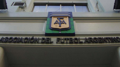 Angelici y DOnofrio se reúnen en AFA para pedir que las finales se jueguen domingo