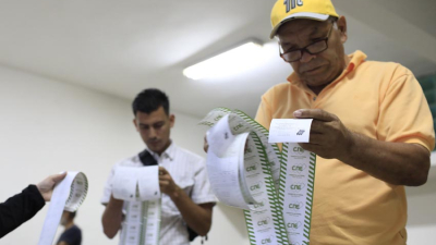 Maduro se encamina a la reelección pese a la profunda crisis