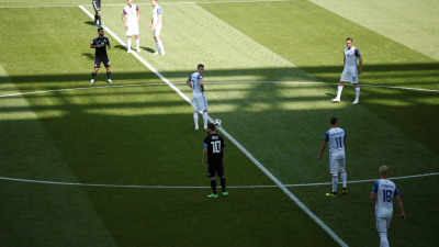 Argentina ya debuta en el Mundial: 0 a 0 con Islandia