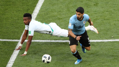 Con un gol de Suárez, Uruguay clasificó a octavos de final