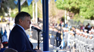 La provincia y el municipio rindieron homenaje a la Bandera