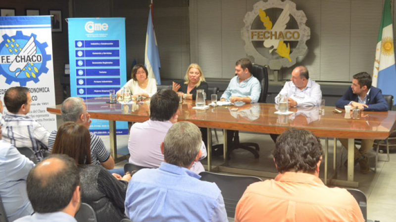 Carrió dijo ante empresarios chaqueños que el país está en medio de una “crisis buena”