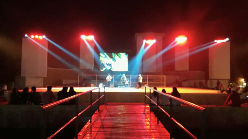 Con más de 20 bandas en vivo culminó la extravagante Bienal Rock