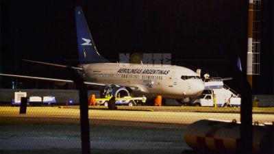 El avión que aterrizó de emergencia en Resistencia trasladaba a los hijos del presidente electo de Paraguay