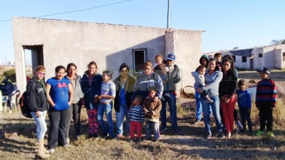 Doce familias usurparon casas que cooperativa abandonó en construcción