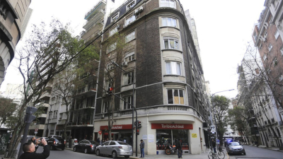 Cristina Kirchner denunció que dejaron tóxicos en su domicilio en Recoleta
