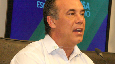 Daniel Capitanich, en la reunión de gobernadores peronistas en Tucumán por el presupuesto