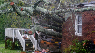El huracán Florence dejó al menos dos muertos en la costa este de Estados Unidos