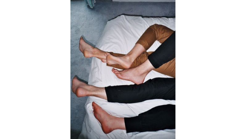 Los albergues transitorios podrán ser usados por tríos y por swingers