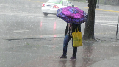 Llueve en Resistencia y la temperatura no afloja