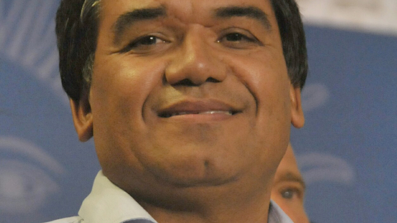 Mosqueda rechazó informe sobre su patrimonio y desmintió ser millonario