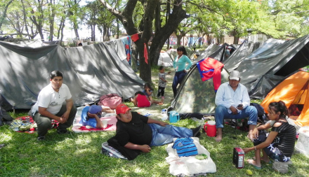 acampe.jpg