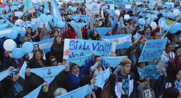 Marcha Pro Vida. Foto: Marcelo "Sapo" Cáceres